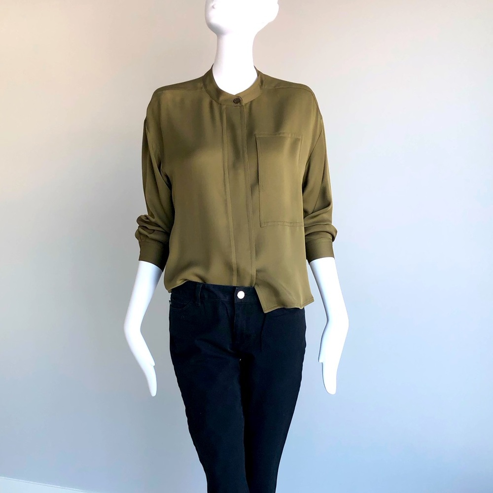 Micheal Kors cropped shirt